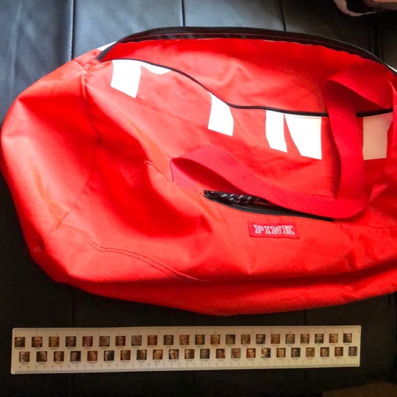 PINK Victoria’s Secret coral gym/duffel bag ✨ - Picture 8 of 11
